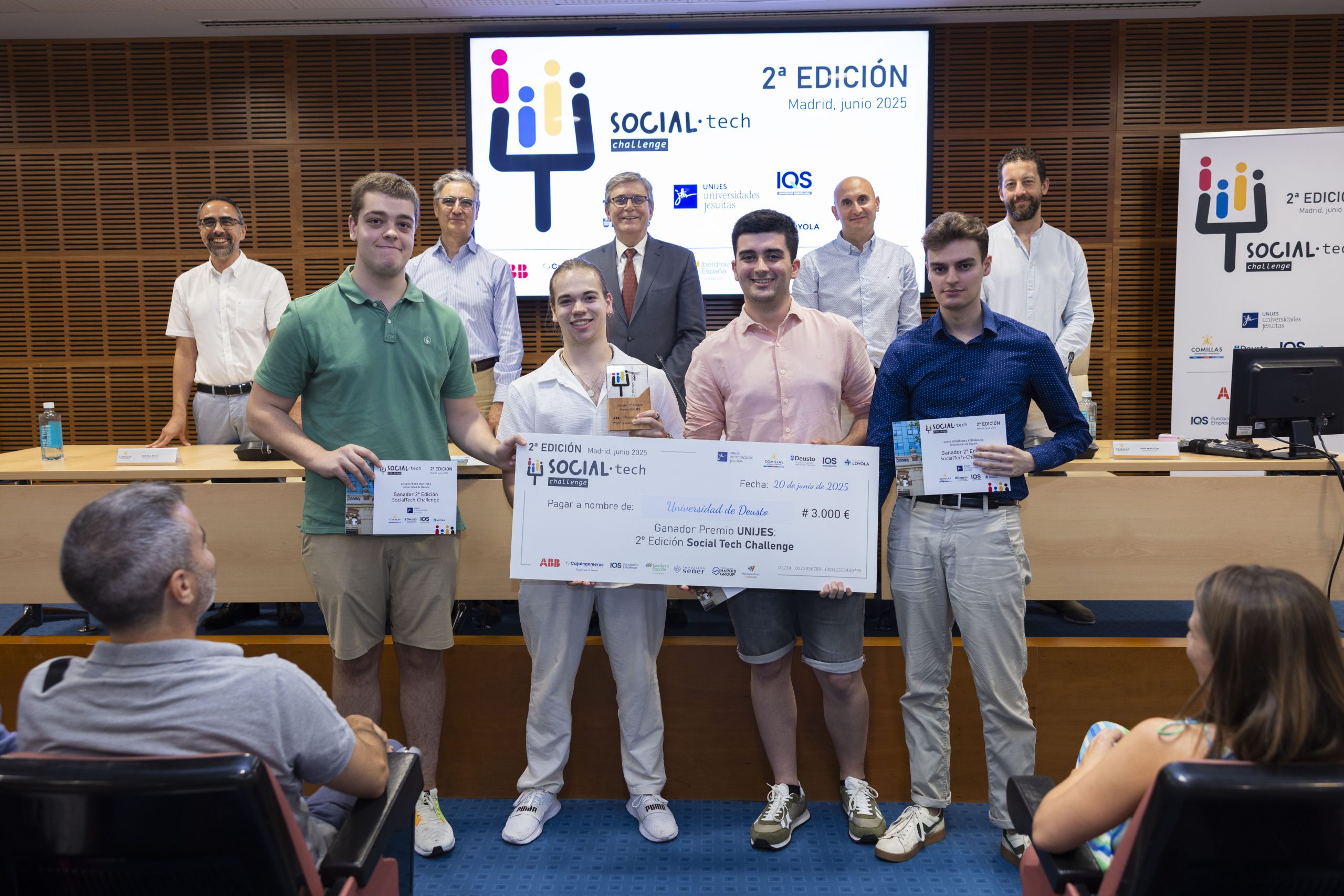 54601040117_bd544ab68d_o